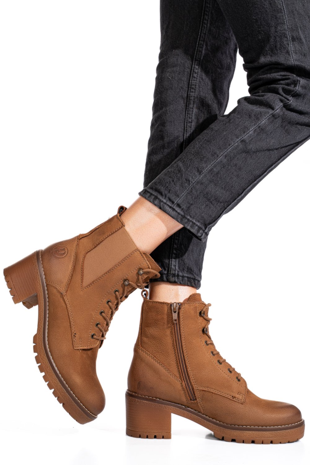 Barna természetes bőr bakancs ws7hh353h17