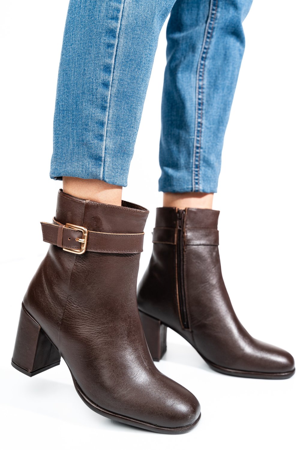 Barna természetes bőr bakancs 1s7h1835