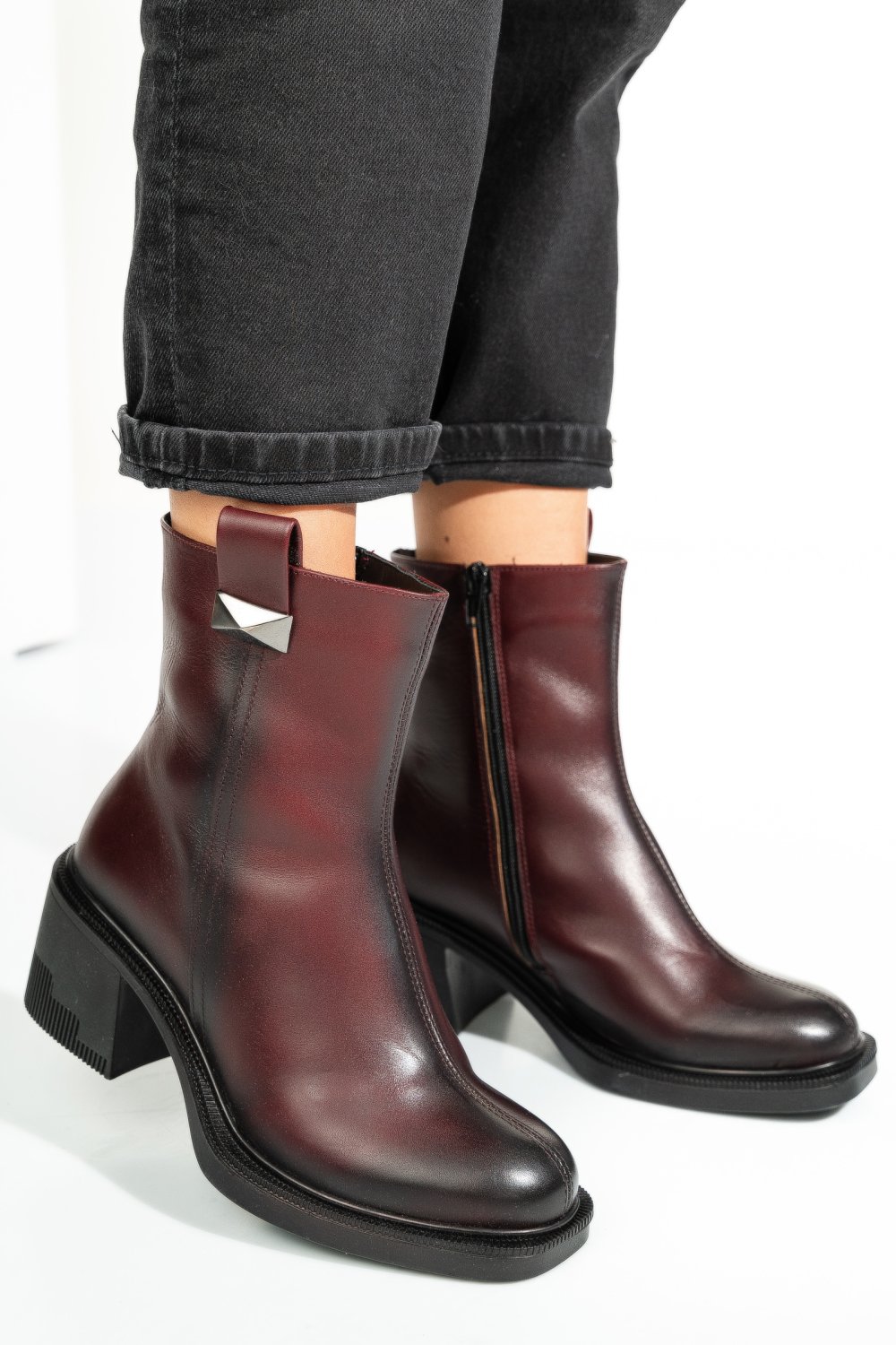 Bordó természetes bőr bakancs 4s7h27
