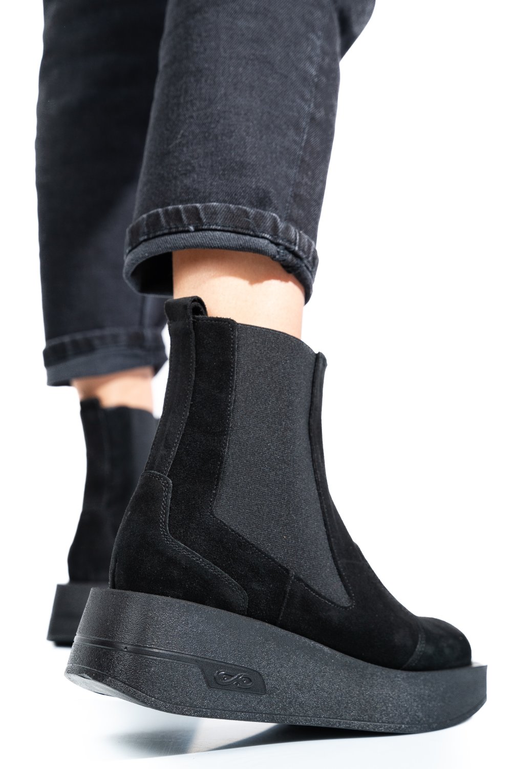 Fekete természetes bőr bakancs 2s7h00