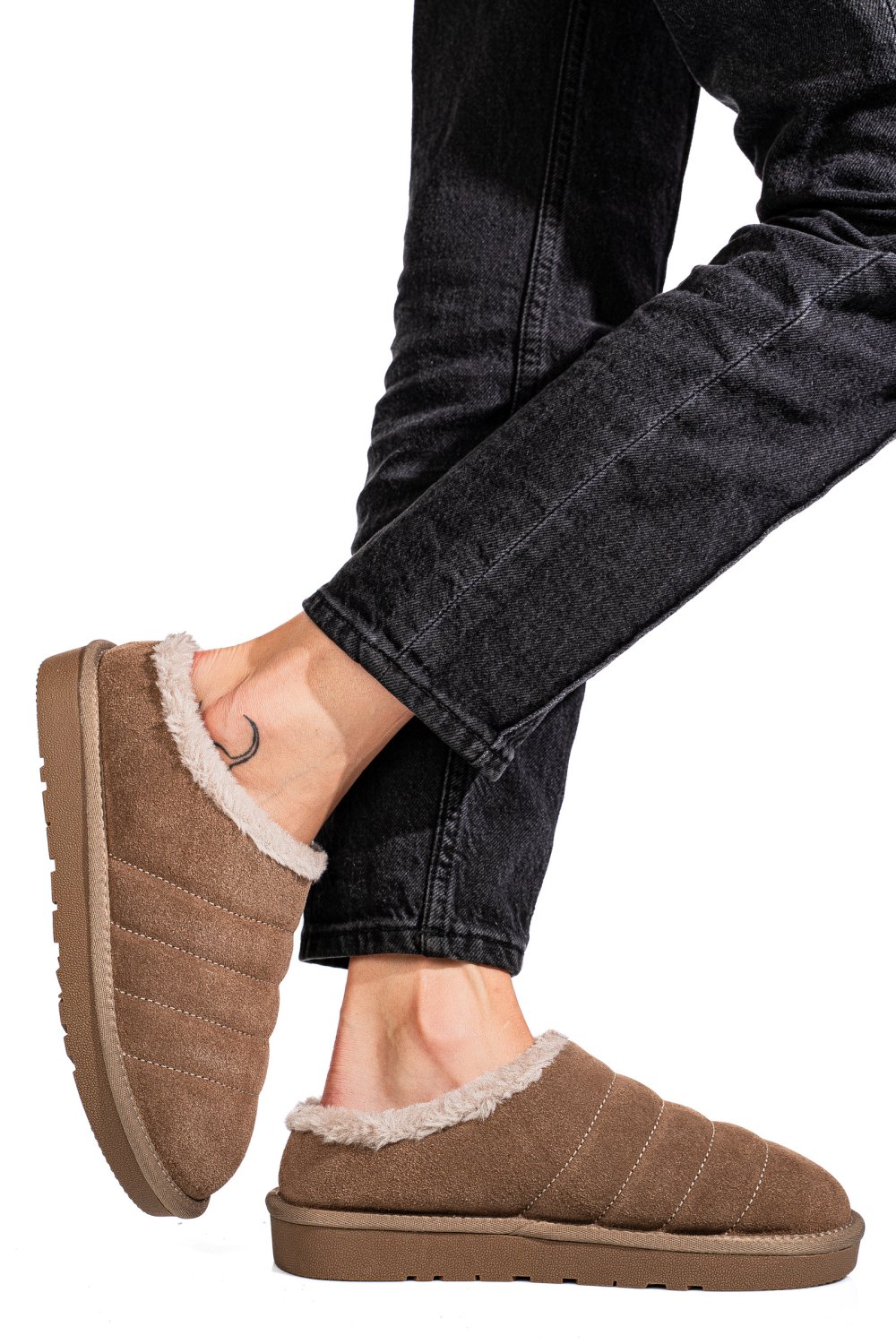 Bézs fordított bőr papucs 1s7h219