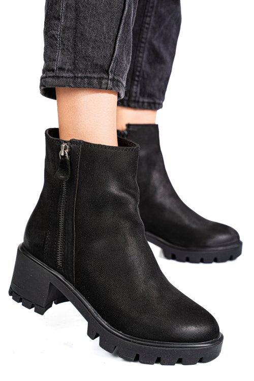 Fekete természetes bőr bakancs 7s7h765