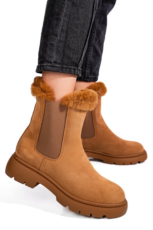 Barna fordított bőr bakancs is7h443