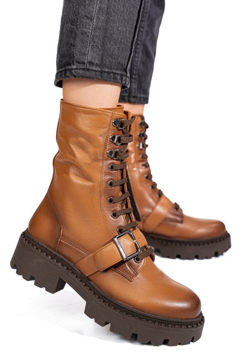 Barna természetes bőr bakancs 3s7h72