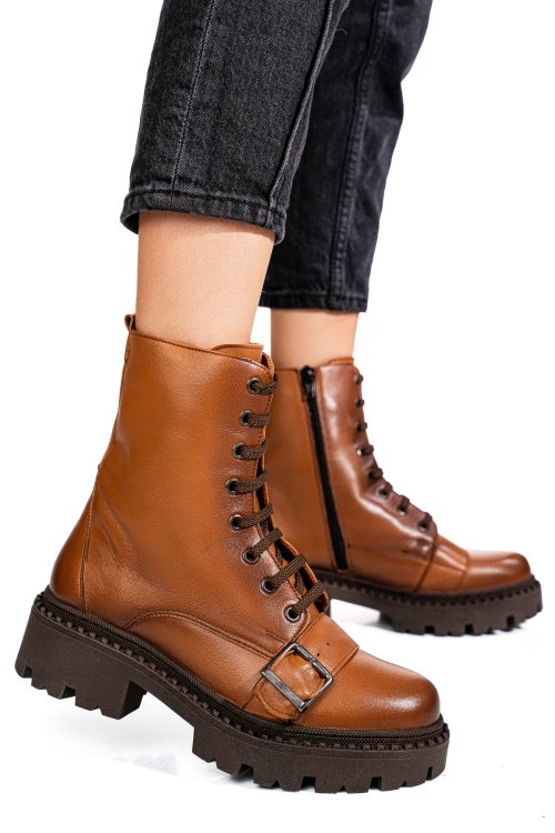 Barna természetes bőr bakancs 3s7h60