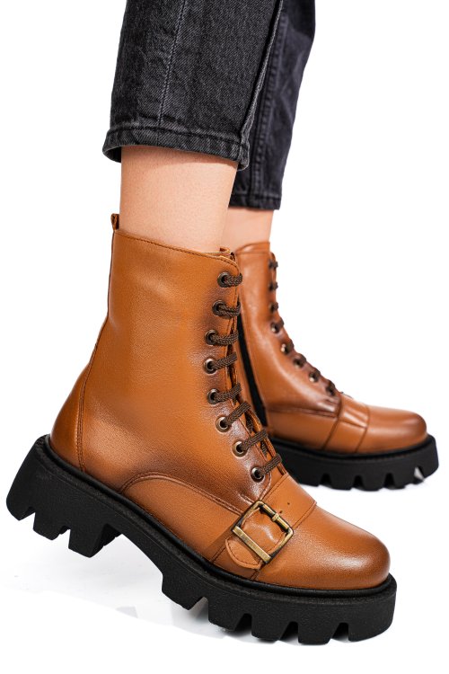 Barna természetes bőr bakancs 3s7h601