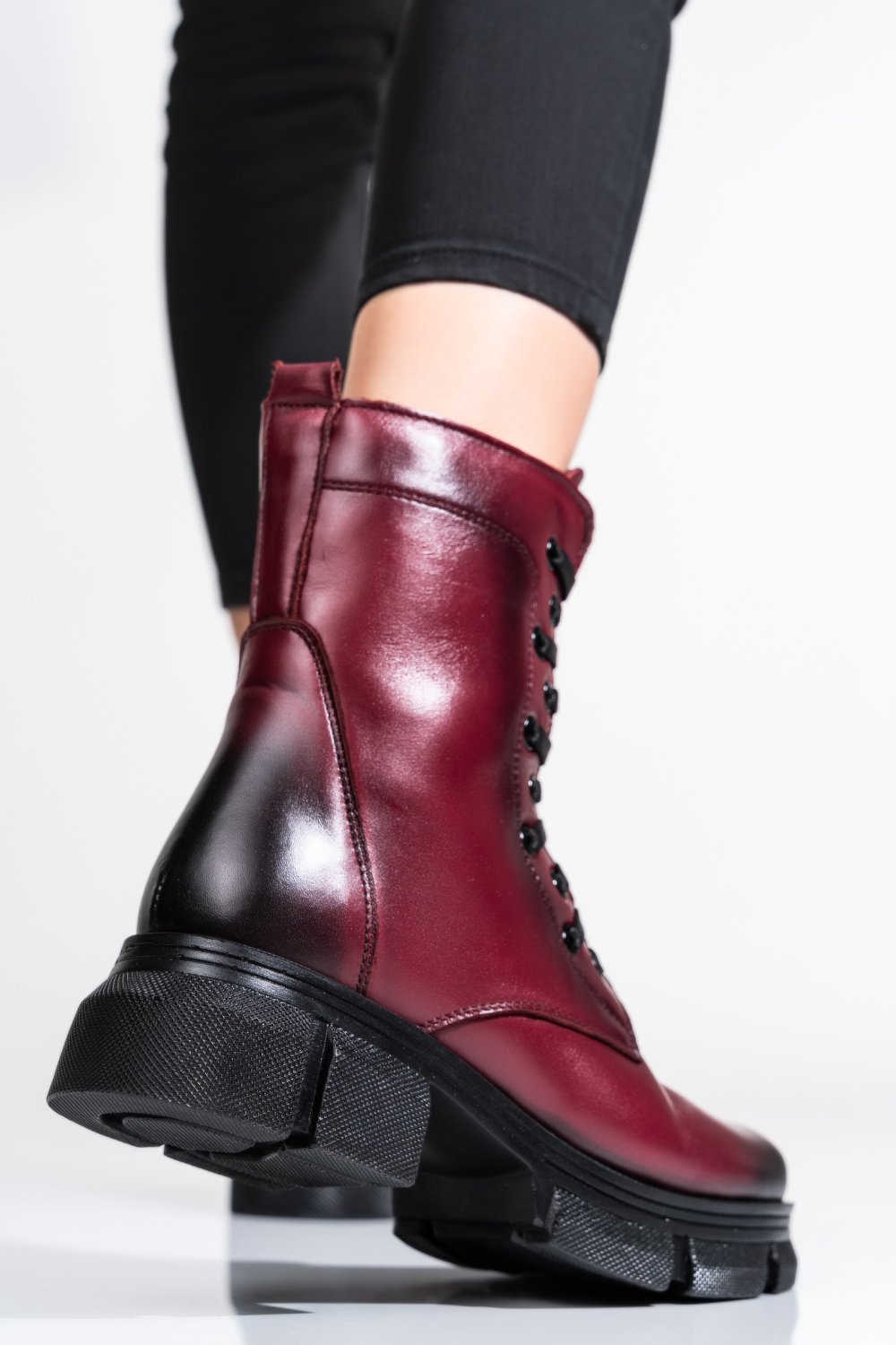 Természetes bőr bakancs 9s7h64