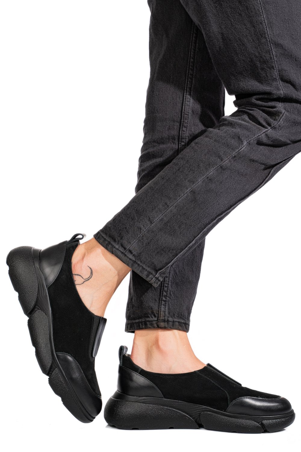 Fekete fordított bőr sport cipők 2s7h002l