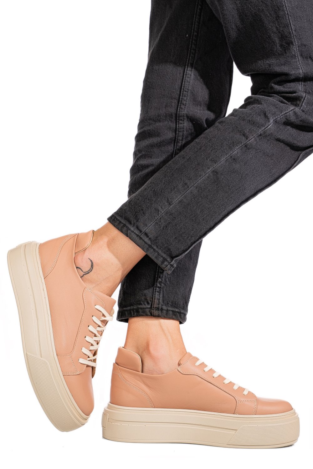 Barna természetes bőr sport cipők 3s7h030