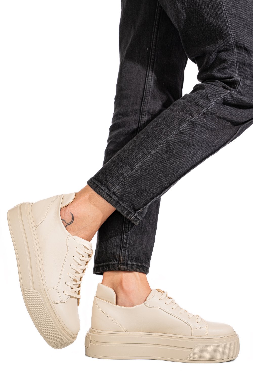 Bézs természetes bőr sport cipők 3s7h030