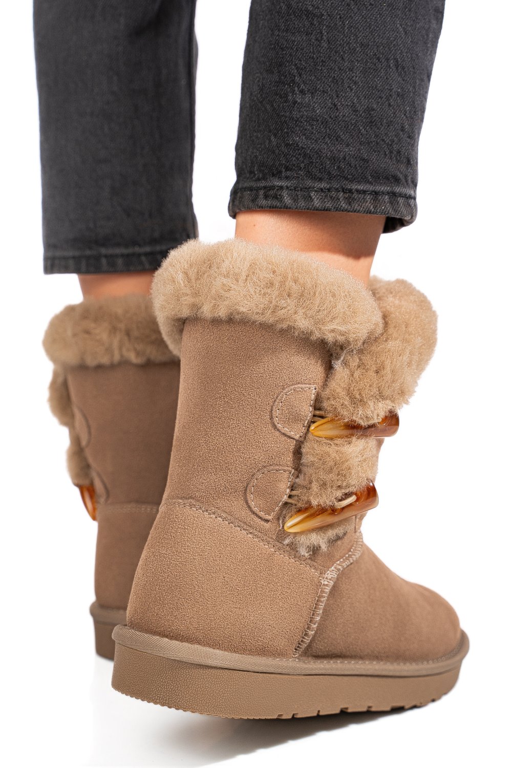 Bézs fordított bőr csizma 1s7h229