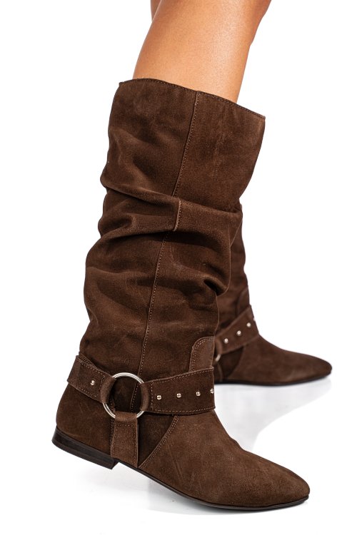 Barna fordított bőr csizma 9s7h377