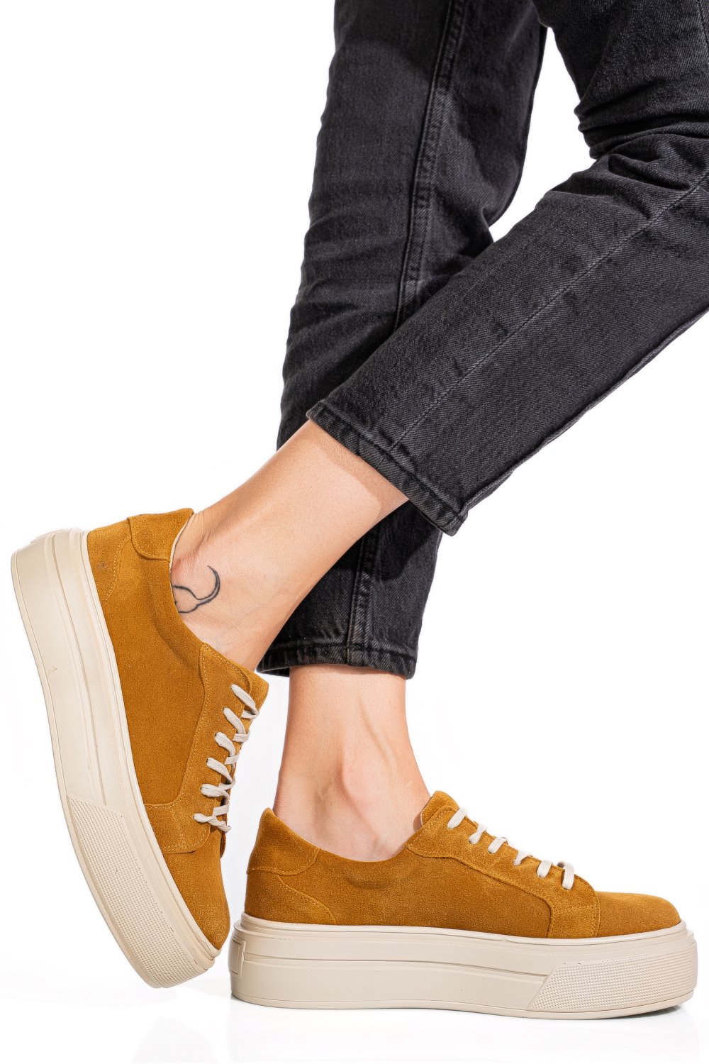 Barna fordított bőr sport cipők 3s7h001