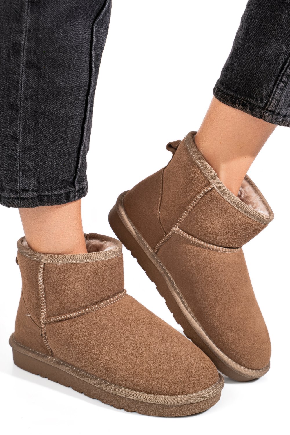 Bézs fordított bőr csizma is7h1201