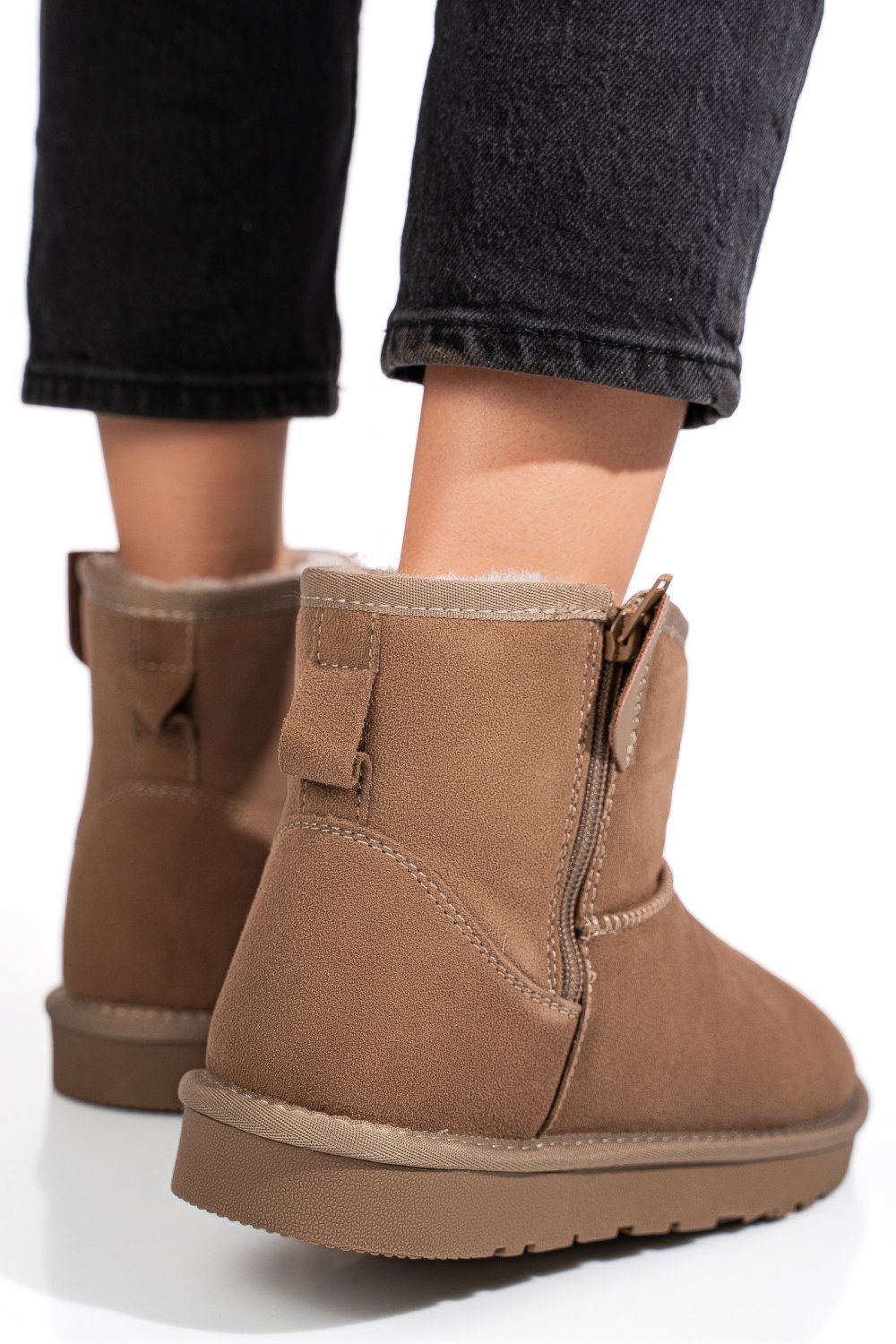 Bézs fordított bőr bakancs 1s7h202