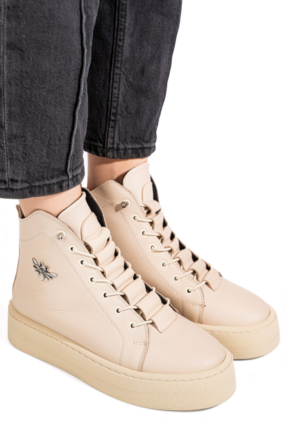 Bézs természetes bőr bakancs 6s7h66