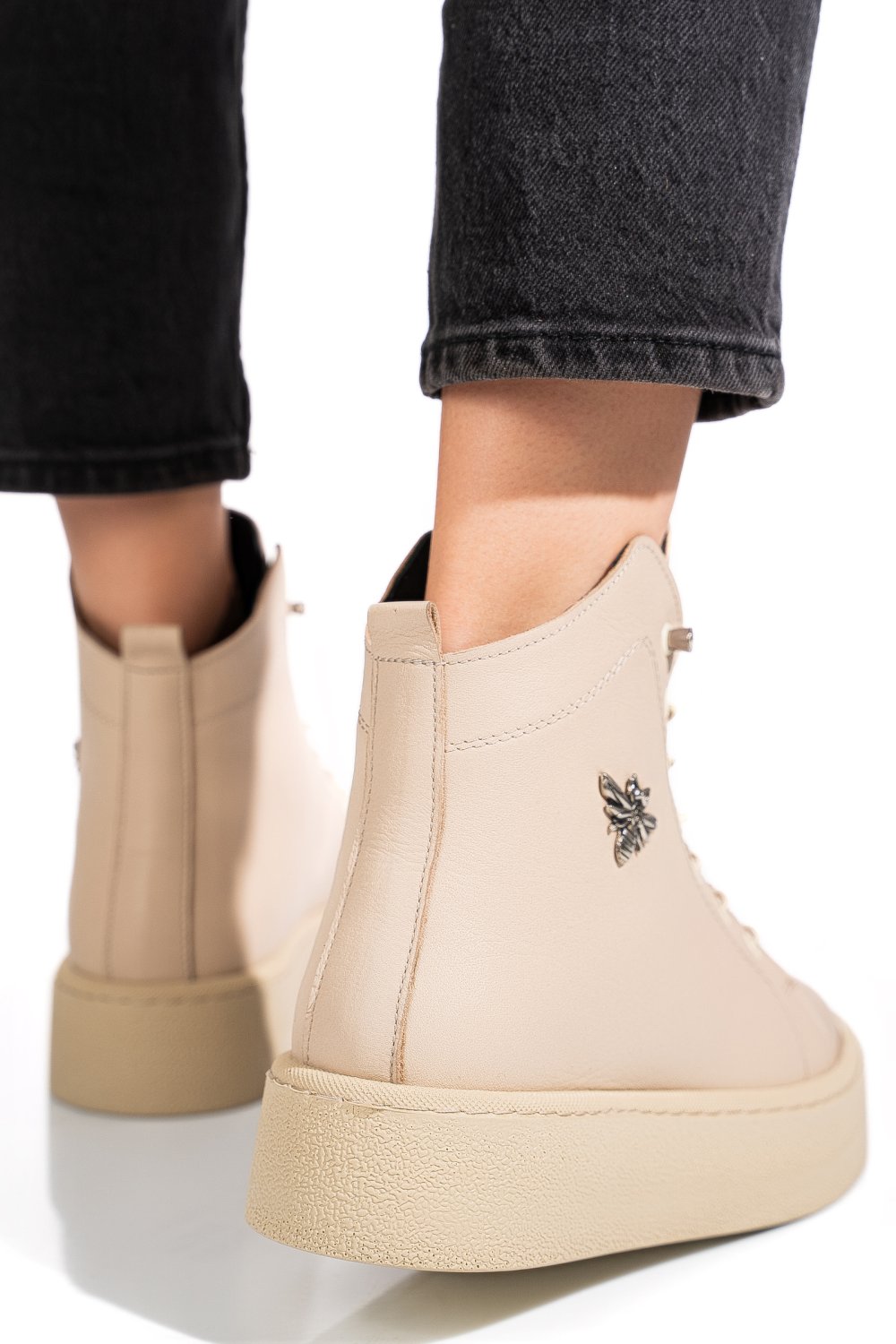 Bézs természetes bőr bakancs 6s7h66