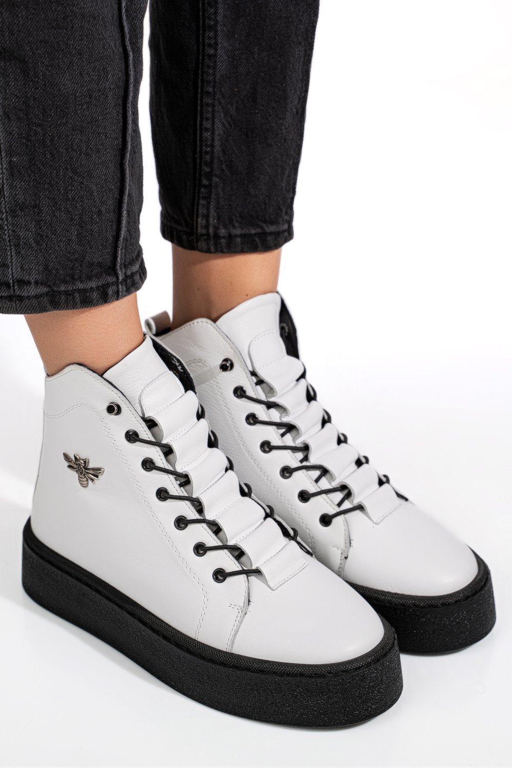 Fehér természetes bőr bakancs 6s7h66