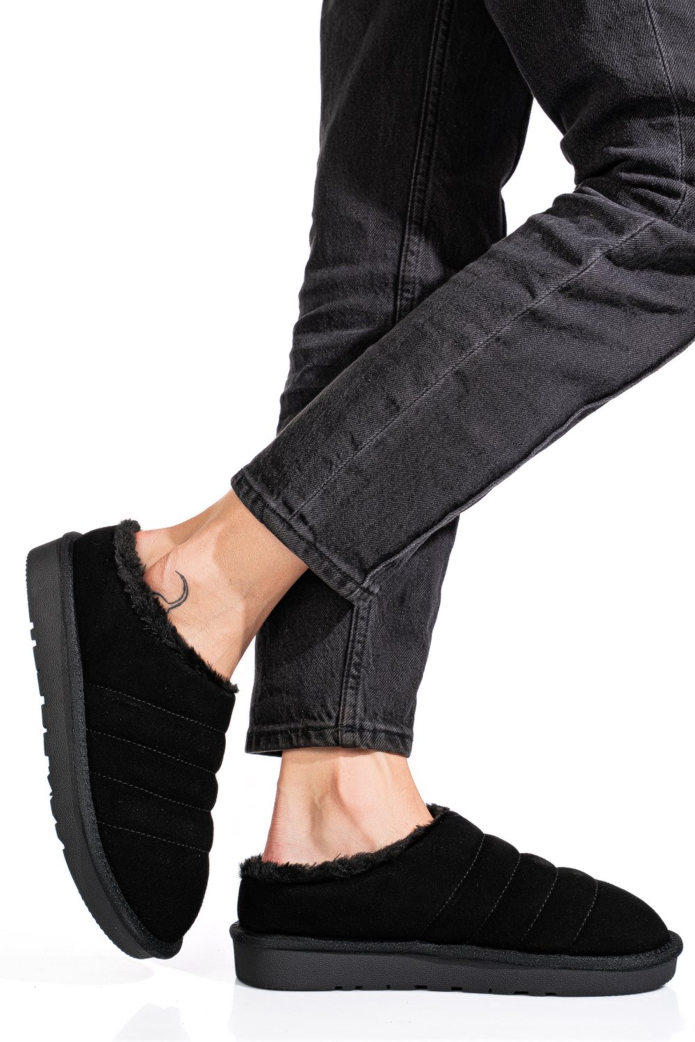 Fekete fordított bőr csizma 1s7h219