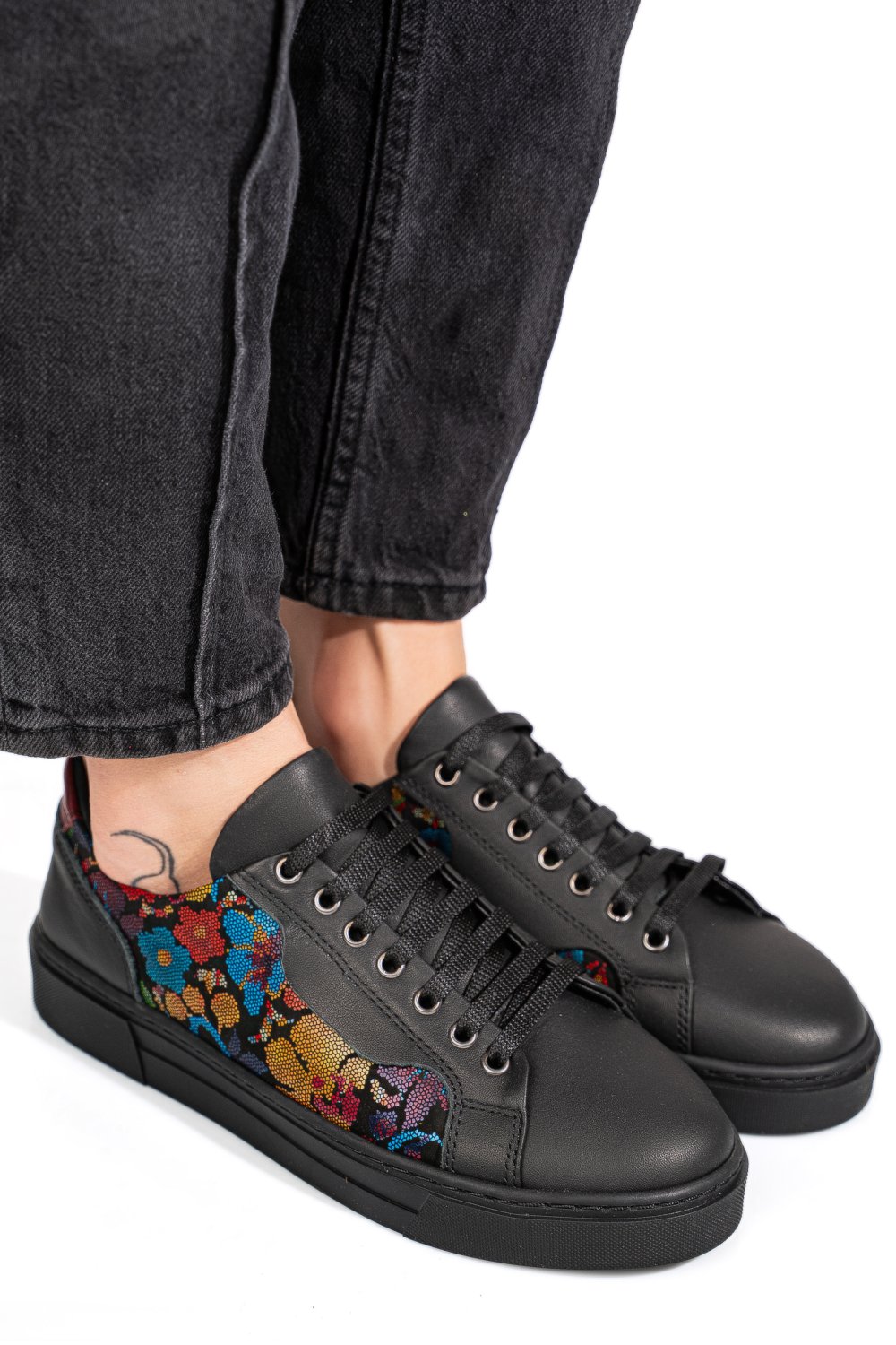 Fekete természetes bőr női lapos cipők 7s7h68