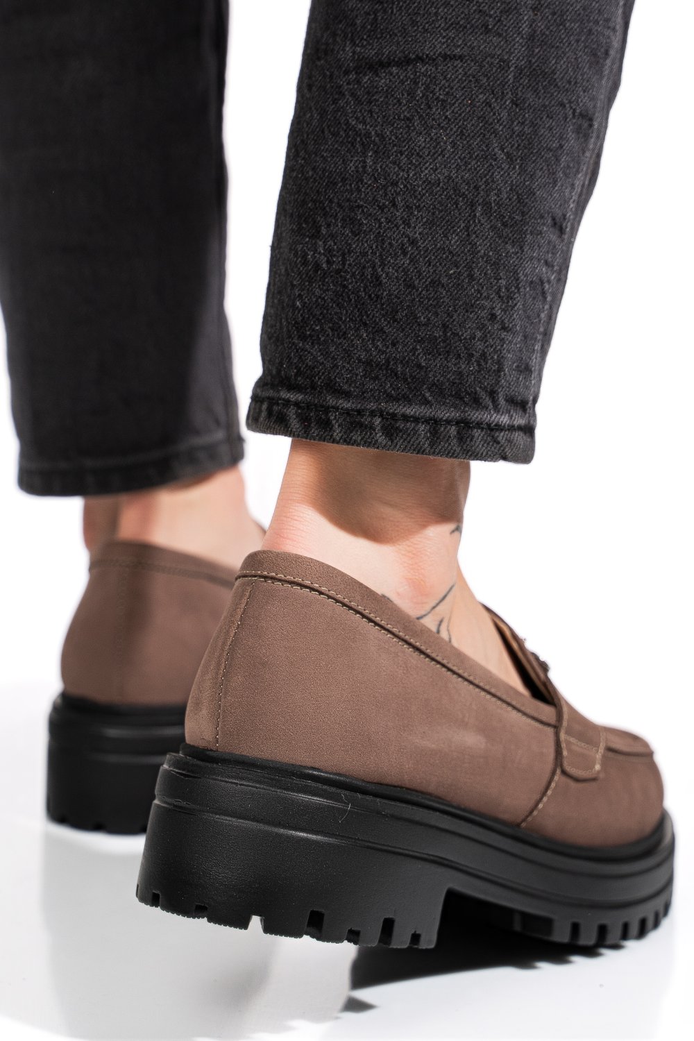 Bézs természetes bőr női lapos cipők 1s7h350