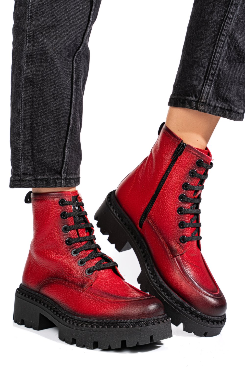 Piros természetes bőr bakancs 4s7h35