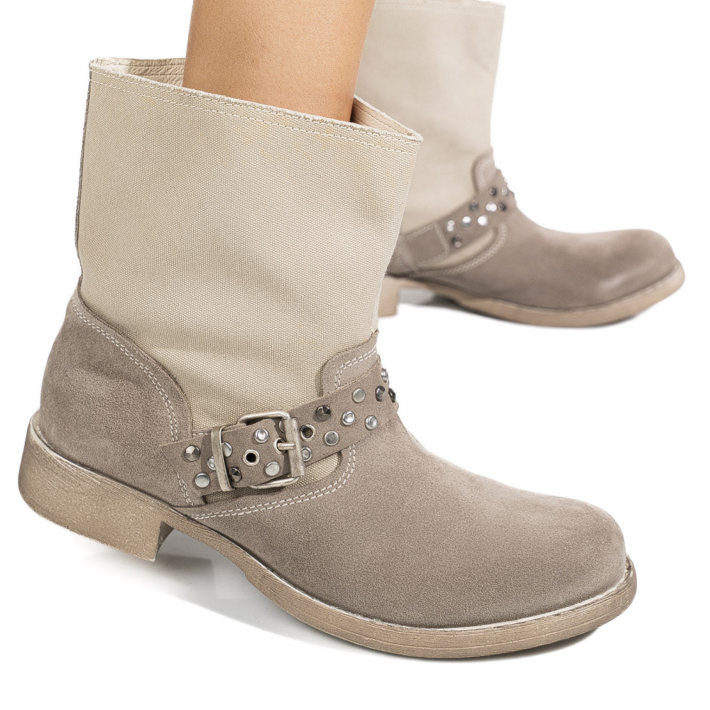 Őszi női bokacsizma