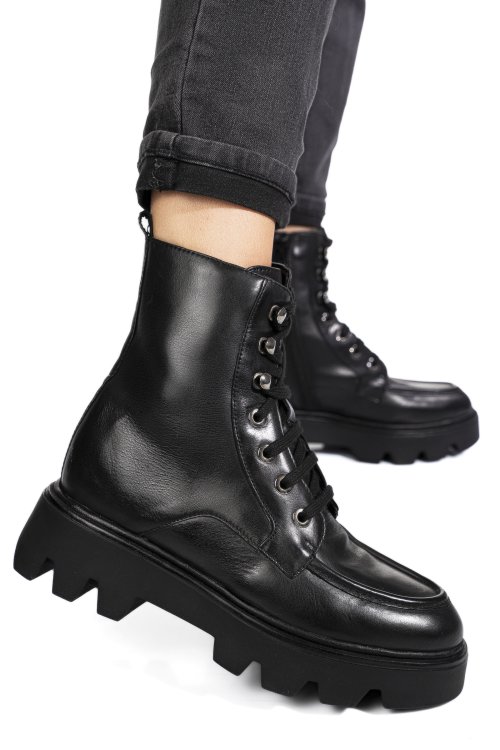 Fekete természetes bőr bakancs 5s7h2132437