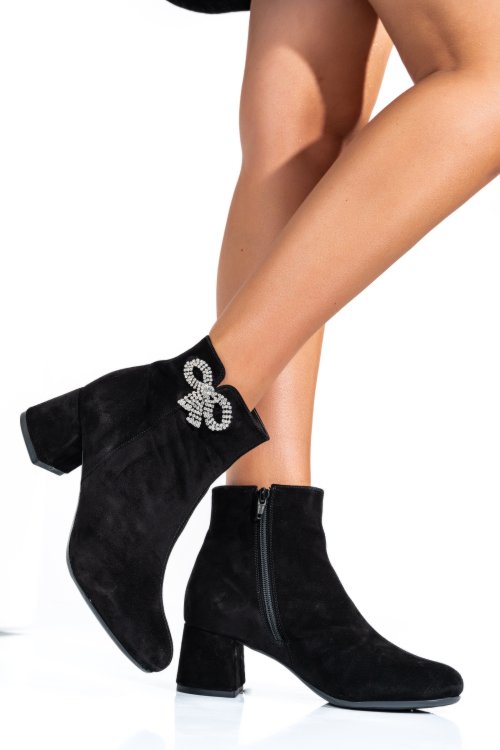 Fekete természetes bőr bokacsizma 7s7h33