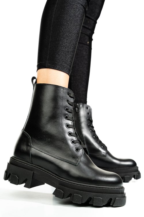 Fekete természetes bőr bakancs 1s7h24