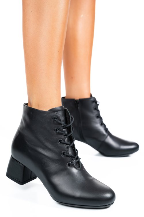 Fekete természetes bőr bokacsizma 7s7h80