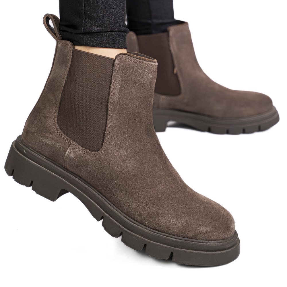 Téli női bokacsizma