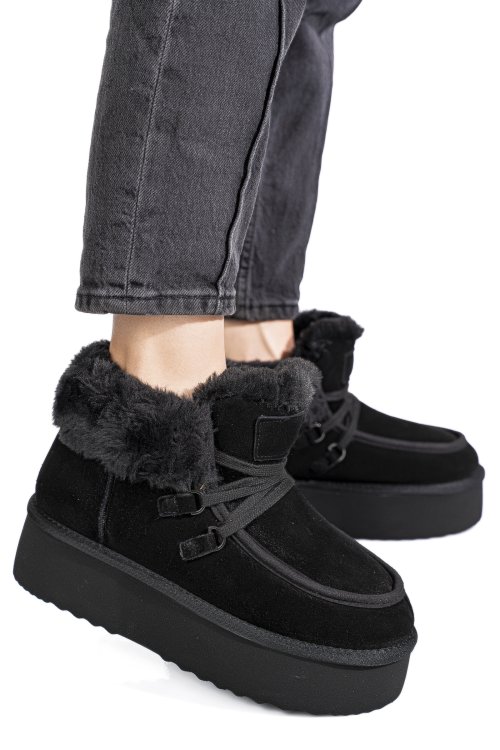 Fekete fordított bőr bakancs is7h1270