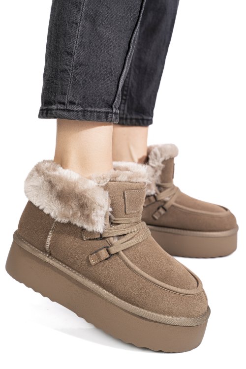 Bézs fordított bőr bakancs is7h1270