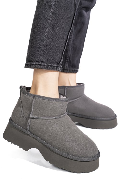 Szürke fordított bőr bakancs 1s7h274