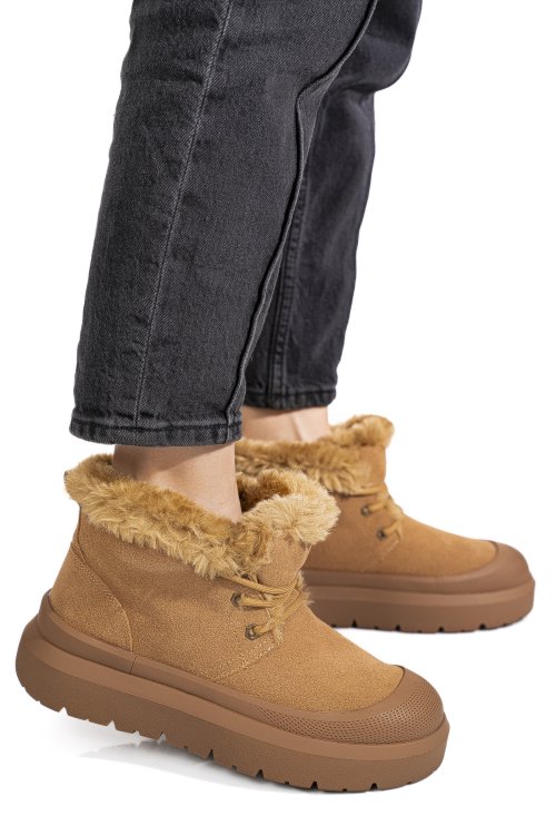 Barna bakancs is7h1400