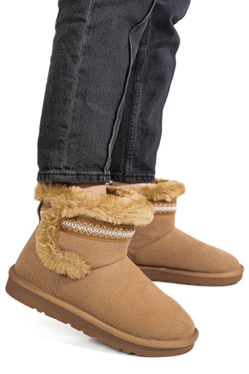 Barna fordított bőr csizma is7h1214