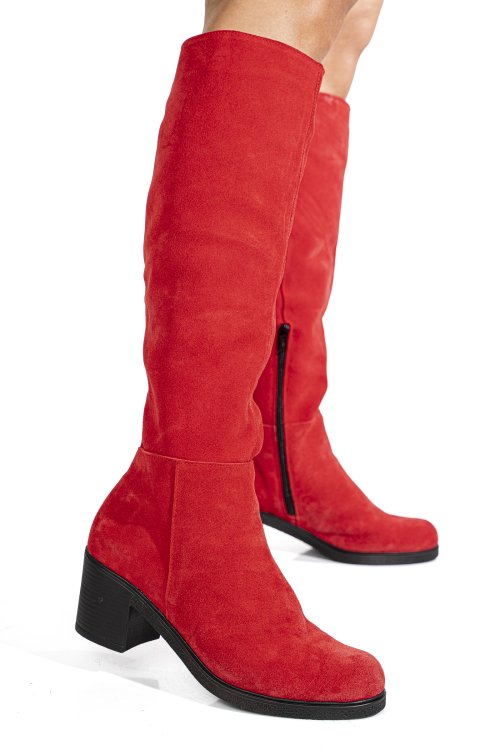 Piros fordított bőr csizma 8s7h00