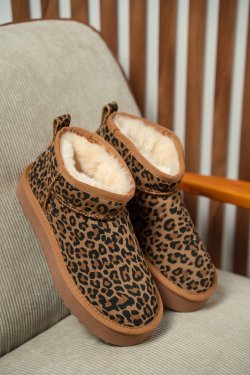 Barna természetes bőr csizma 0s7h955