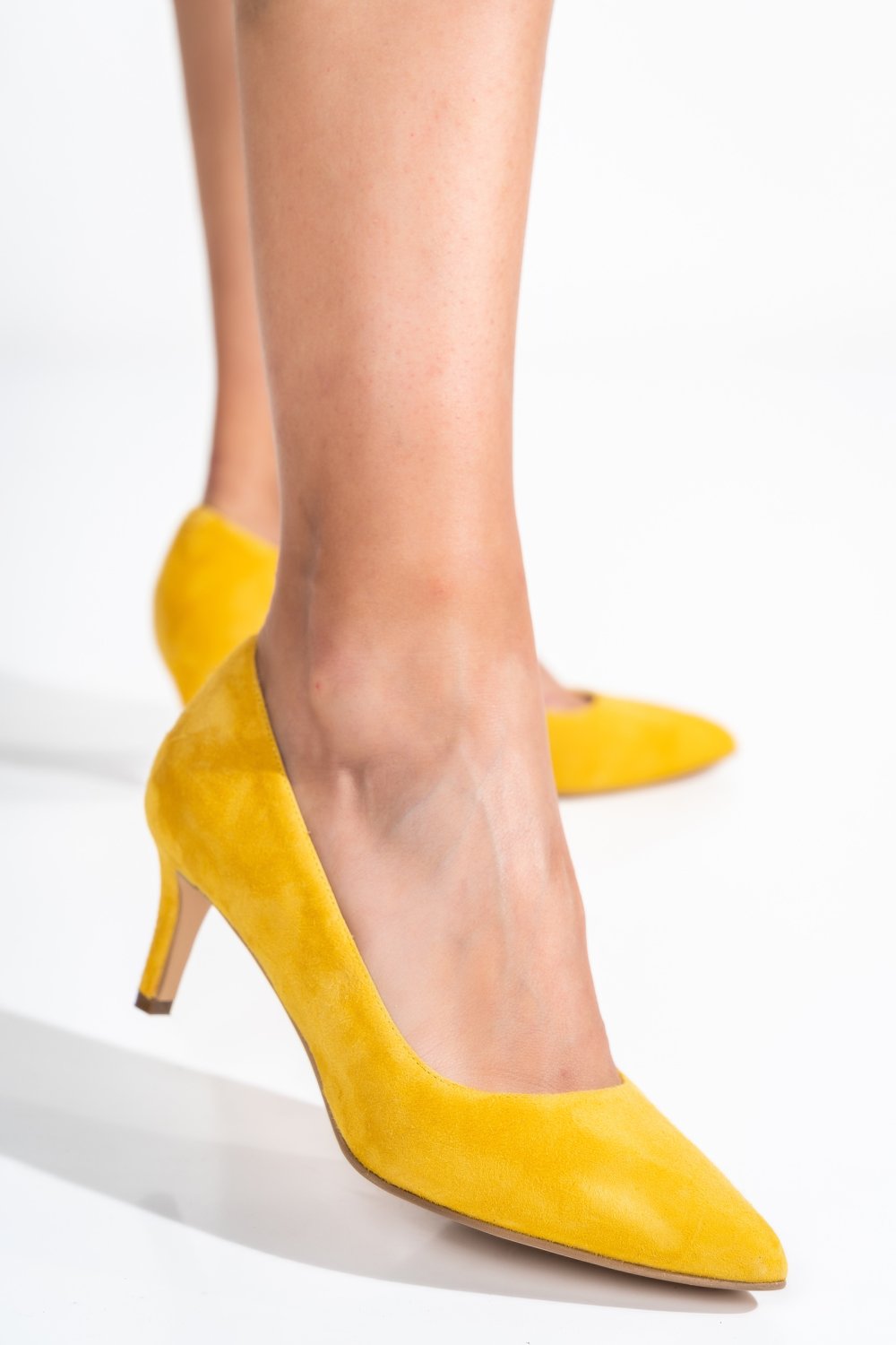 Sárga fordított bőr magassarkú cipők 3s7h514