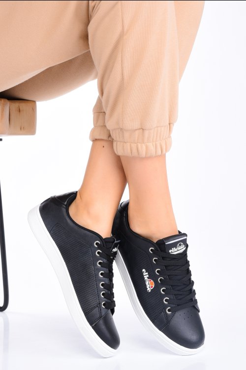 Ellesse fekete sportcipők es7hl01w80445