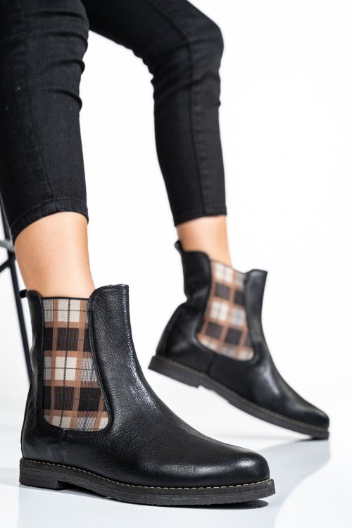 Fekete természetes bőr bakancs 5s7h356