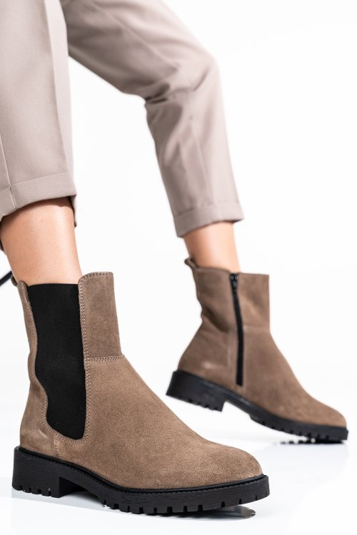 Barna fordított bőr bakancs 2s7hns0011301