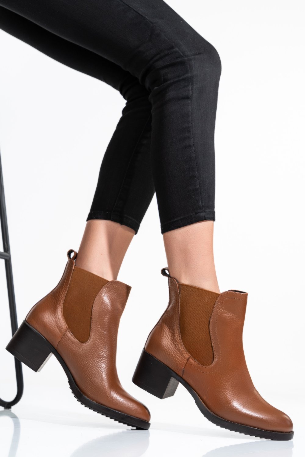 Természetes bőr bakancs 7s7h845