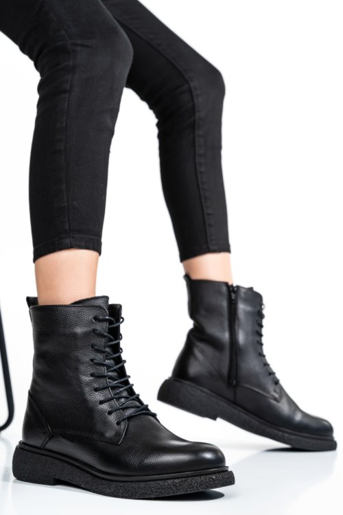 Fekete természetes bőr bakancs 2s7h32-002sfl