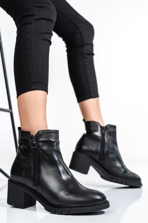 Fekete természetes bőr bokacsizma 2s7h32-026np
