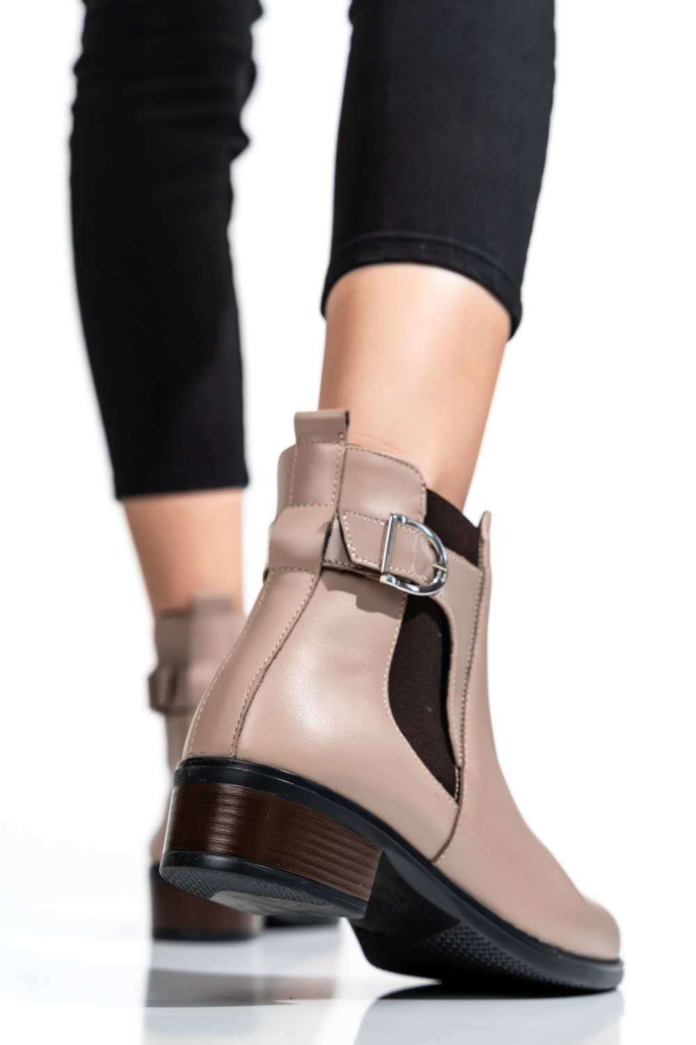 Bézs természetes bőr bakancs 2s7h32-008np