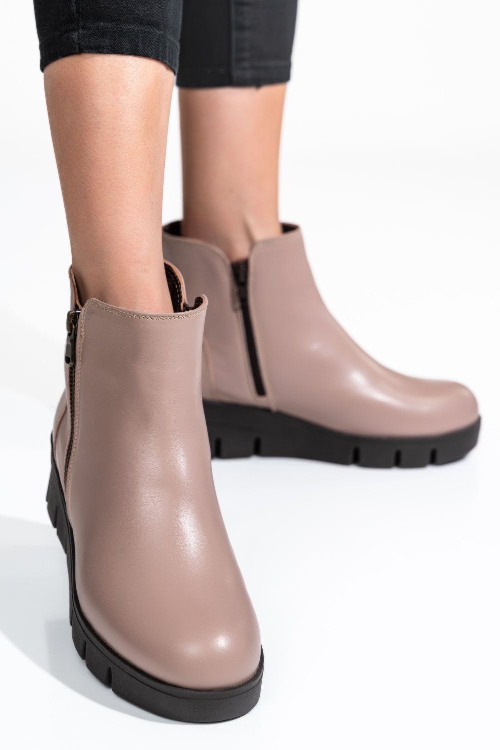 Bézs természetes bőr bakancs 2s7h32-023np