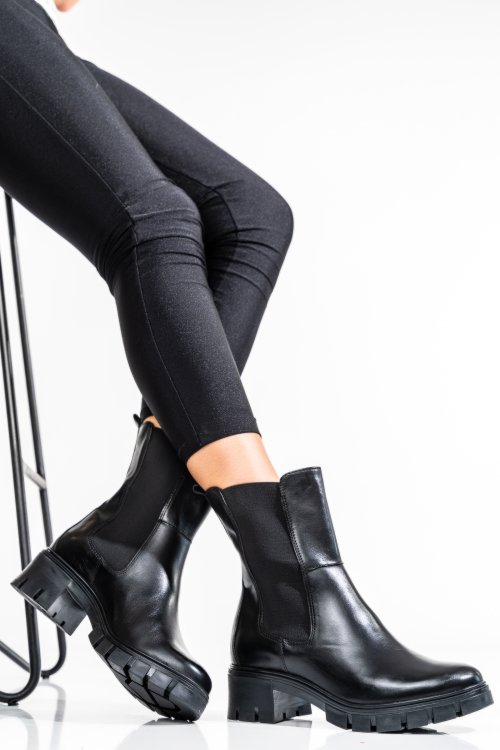 Fekete természetes bőr bakancs vs7hb08-3202