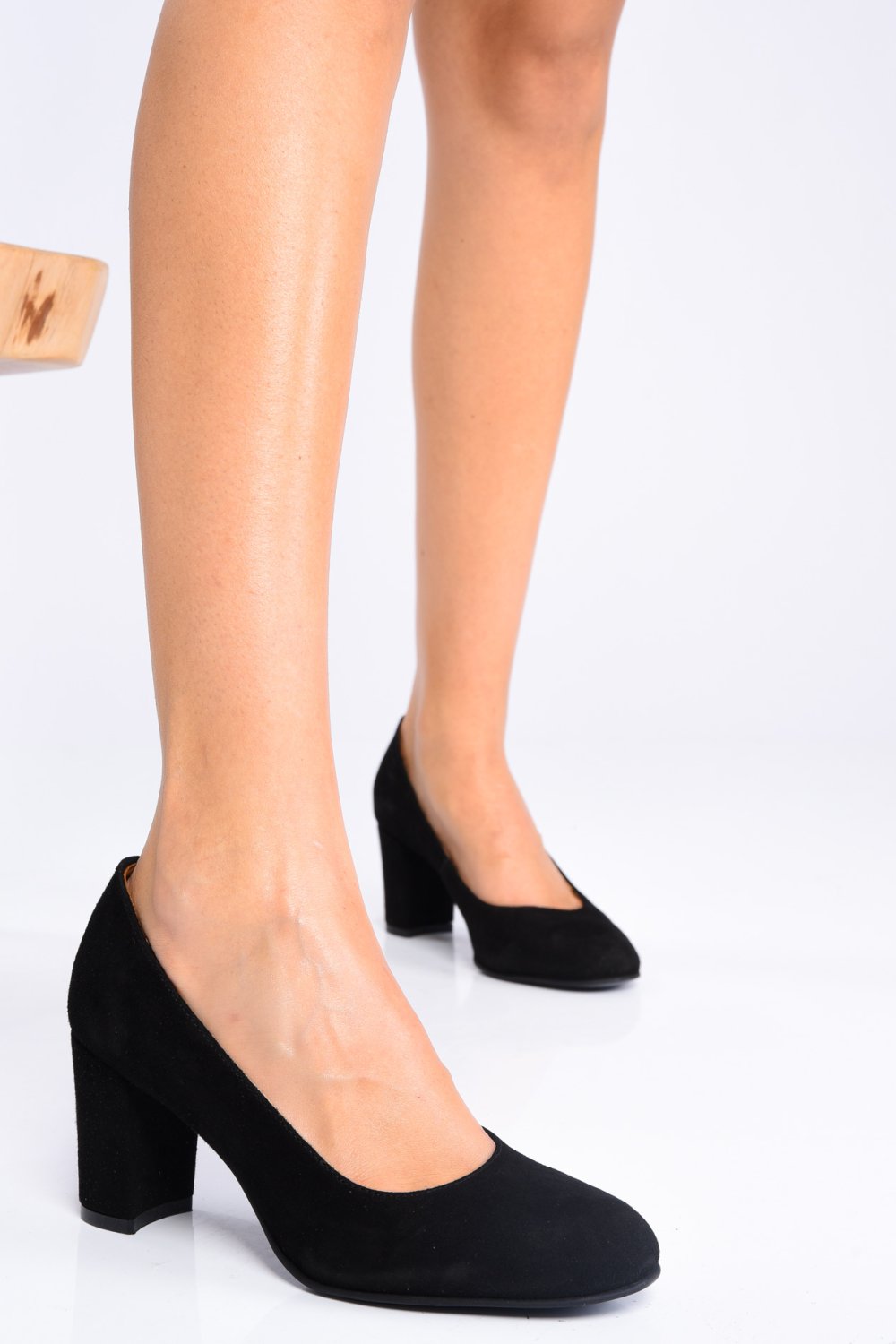 Fekete fordított bőr magassarkú cipők 1s7h600